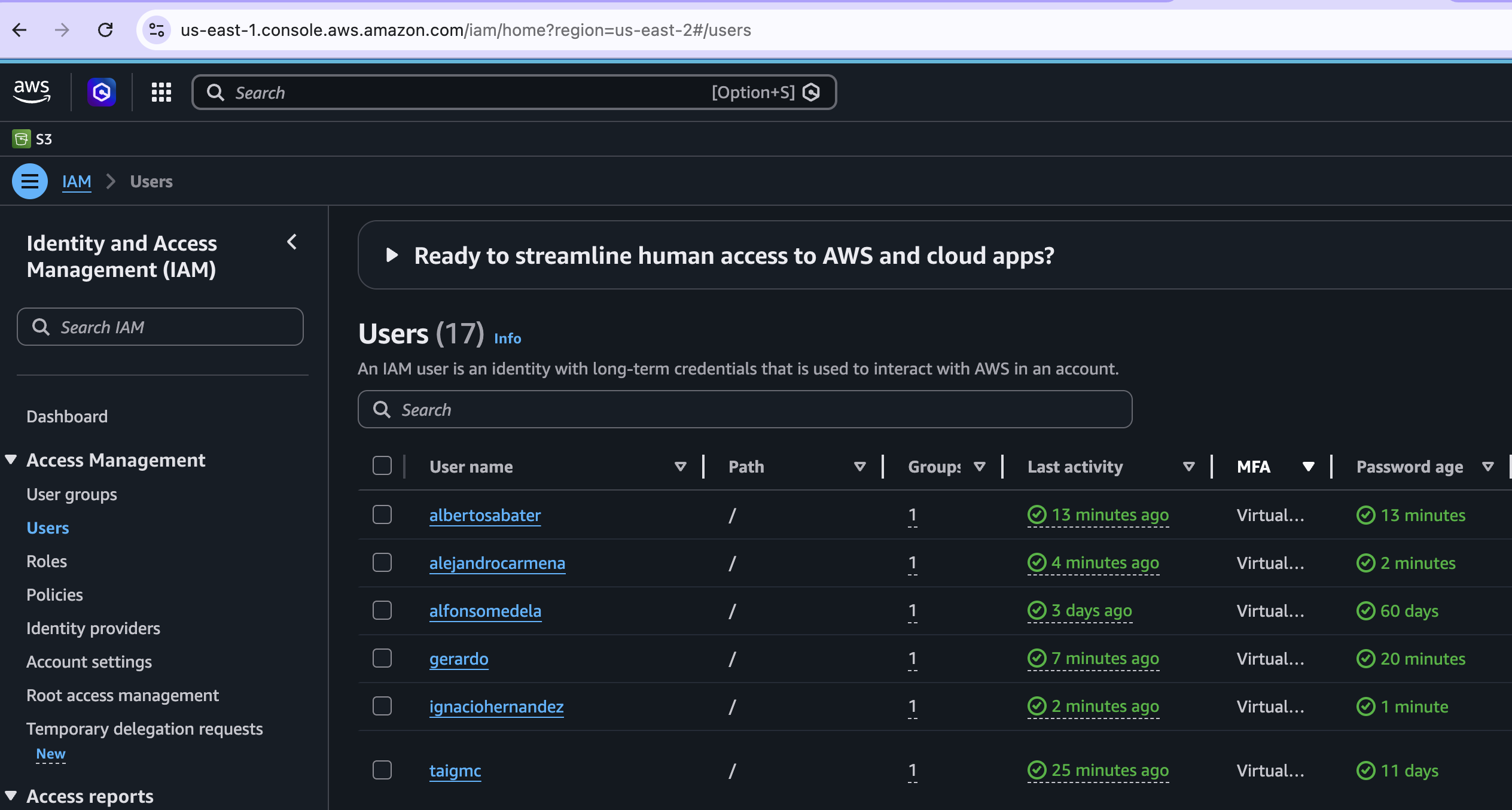 Usuarios y grupos en AWS IAM